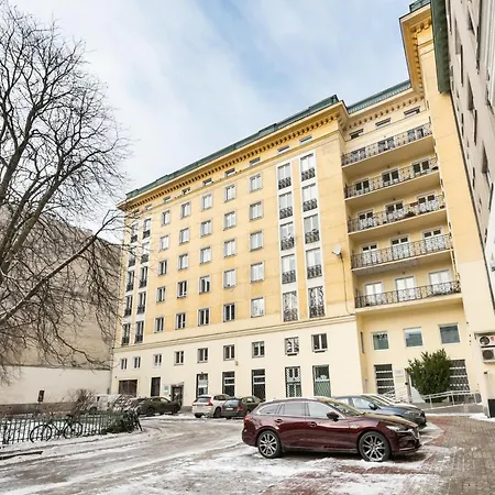 Wilcza Abdank Center By Bookinghost *